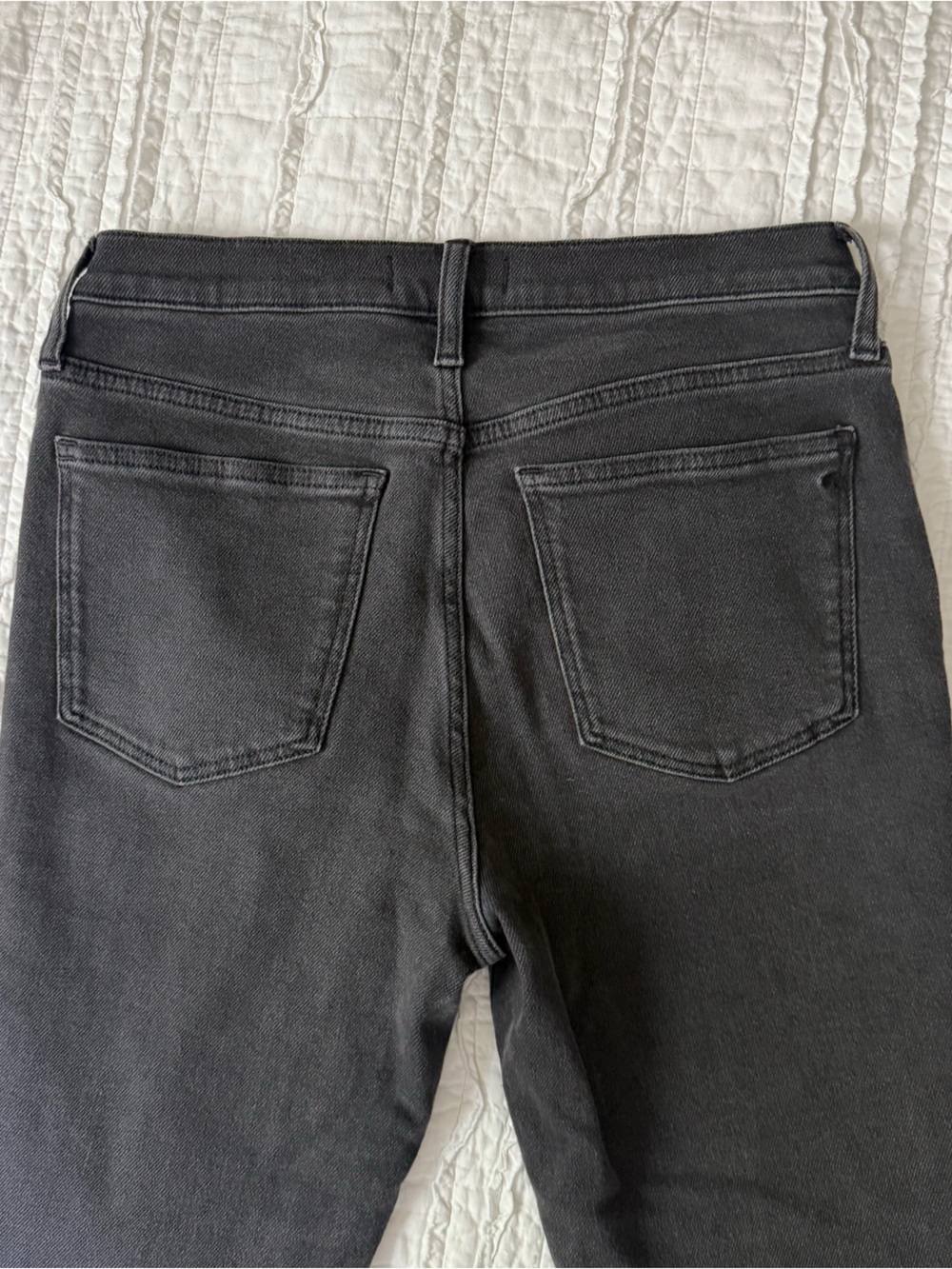 NWOT Madewell Mid-Rise Kick Out Jeans Womens 29 Black Flare Crop - Picture 3 of 10
